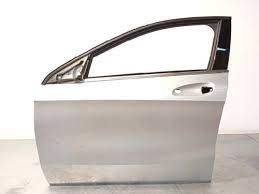 1767200105 door shell left front w176